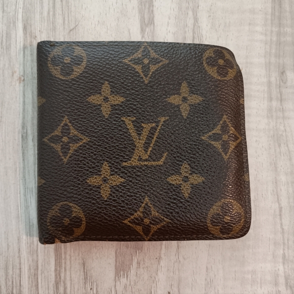 LOUIS VUITTON Porte Billets Cartes Credit Monnet Monogram wallet - Picture 1 of 16
